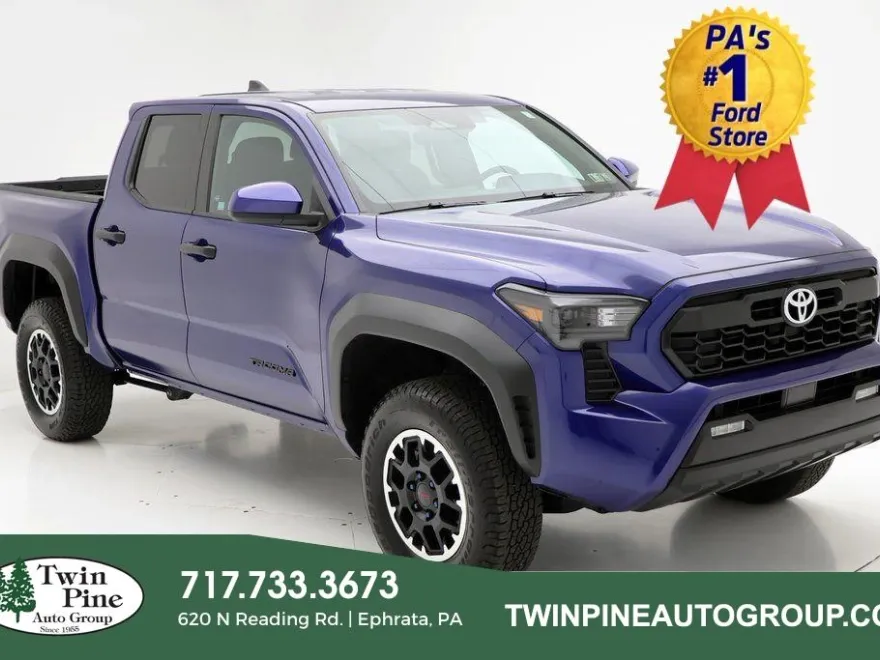 2024 Toyota Tacoma TRD Off-Road photo 1