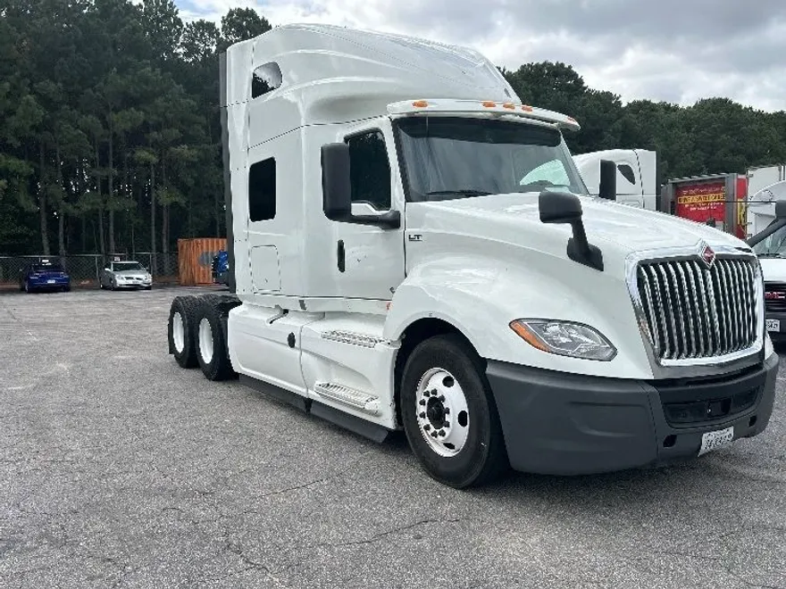2020 International LT625 LT photo 1