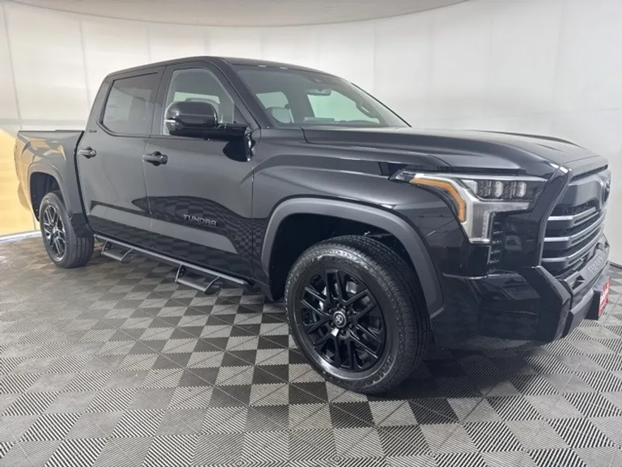 2026 Toyota Tundra Limited CrewMax photo 1