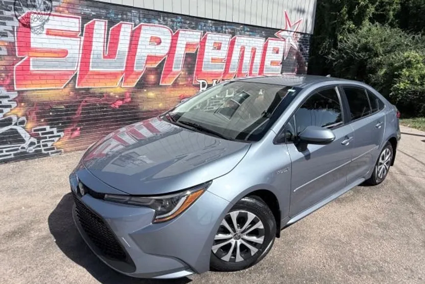 2020 Toyota Corolla Hybrid LE photo 1