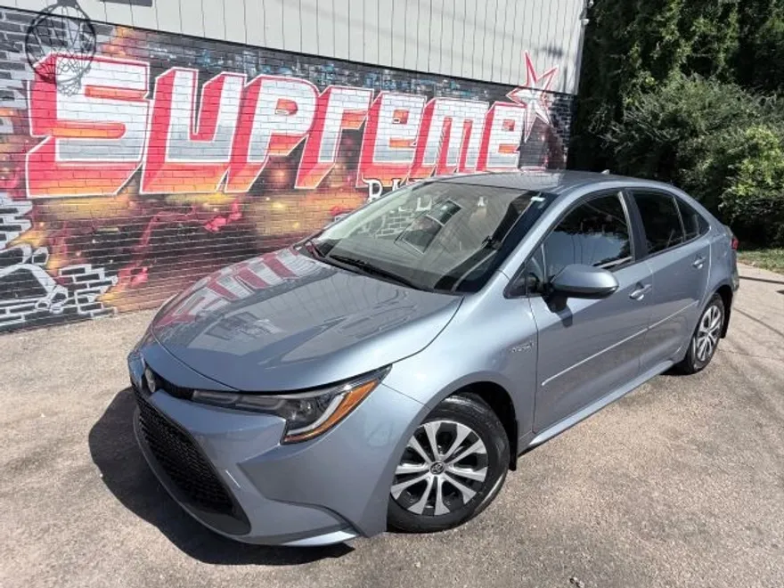 2020 Toyota Corolla Hybrid LE photo 1