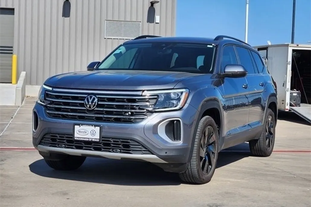 2024 Volkswagen Atlas SE Technology photo 1