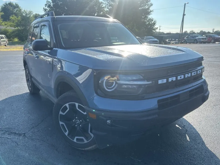 2024 Ford Bronco Sport Outer Banks photo 1