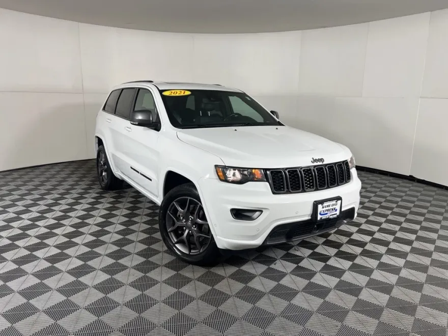 2021 Jeep Grand Cherokee Limited photo 1
