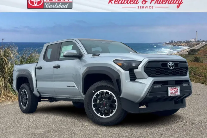 2025 Toyota Tacoma TRD Off-Road 4x4 Double Cab photo 1