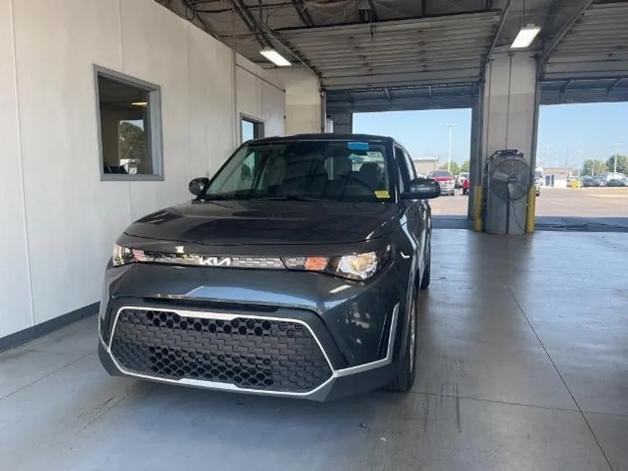 2024 Kia Soul LX photo 1
