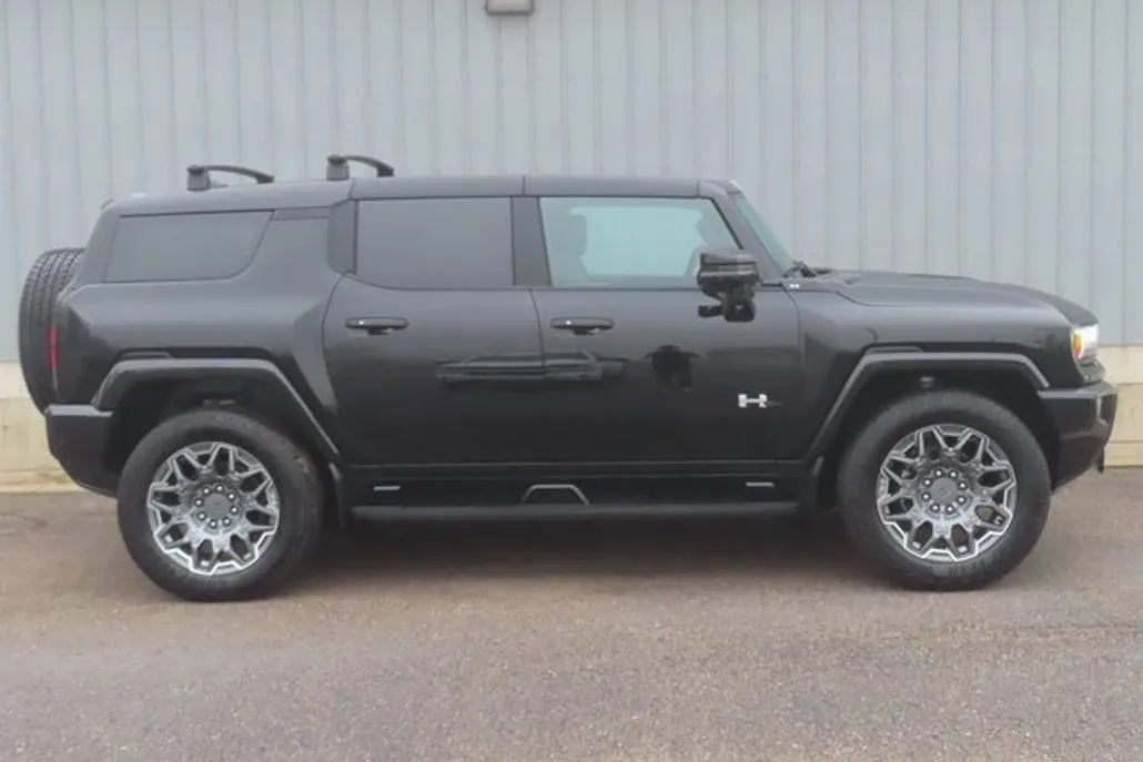 2025 Gmc Hummer EV SUV photo 1