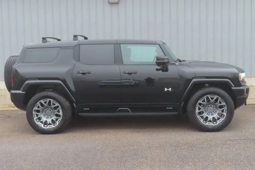 2025 Gmc Hummer EV SUV photo 1