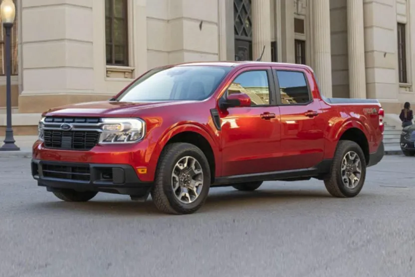 2024 Ford Maverick Lariat photo 1