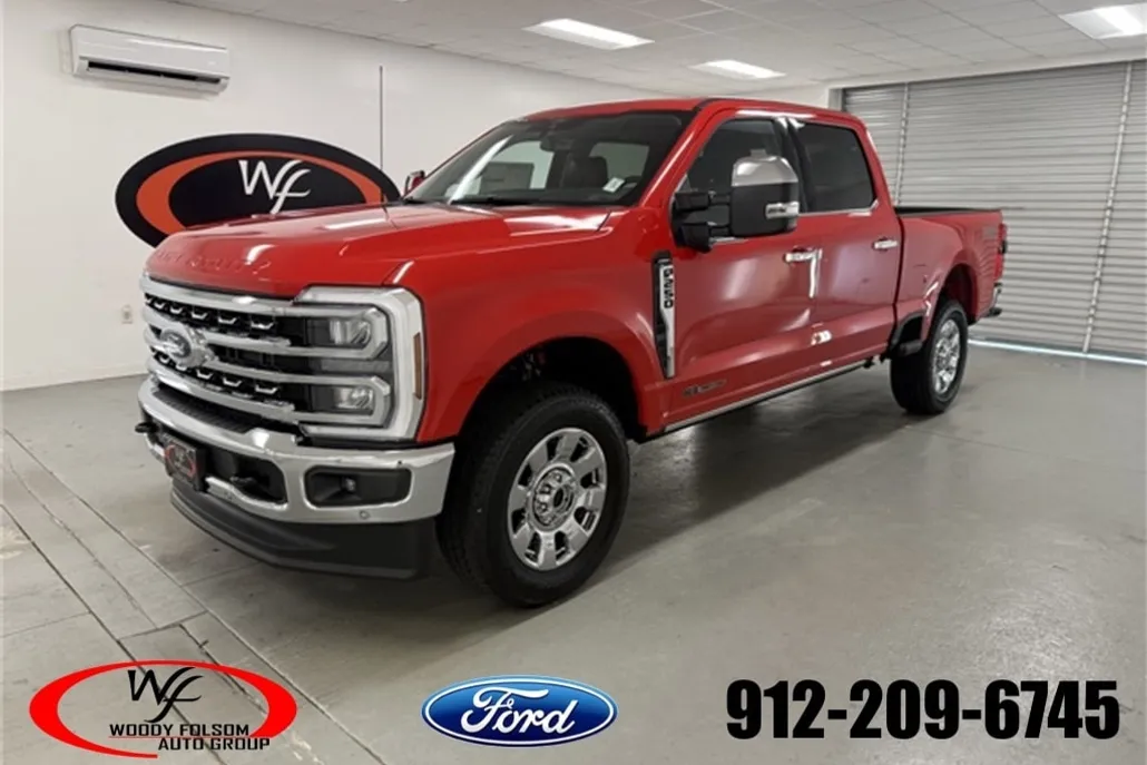 2025 Ford F-250 Lariat photo 1