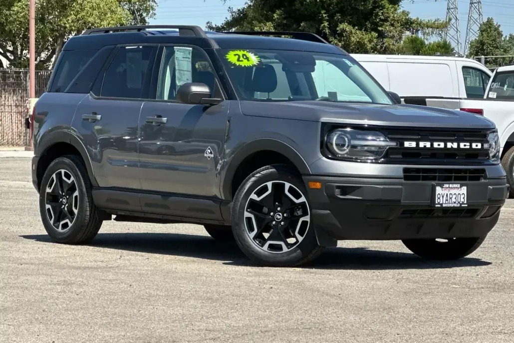 2021 Ford Bronco Sport Outer Banks photo 1