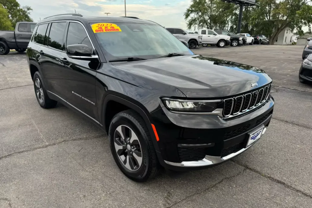 2022 Jeep Grand Cherokee Limited photo 1
