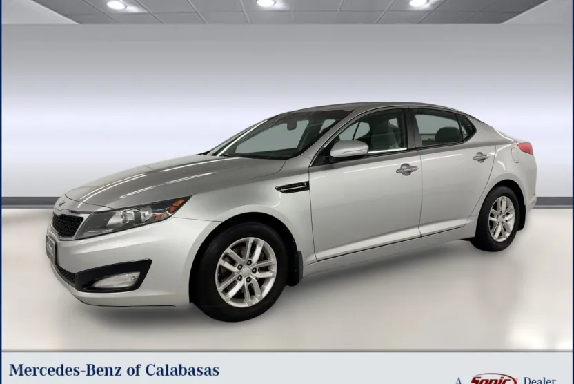 2013 Kia Optima LX photo 1