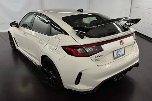 2025 Honda Civic Type R Hatchback photo 2