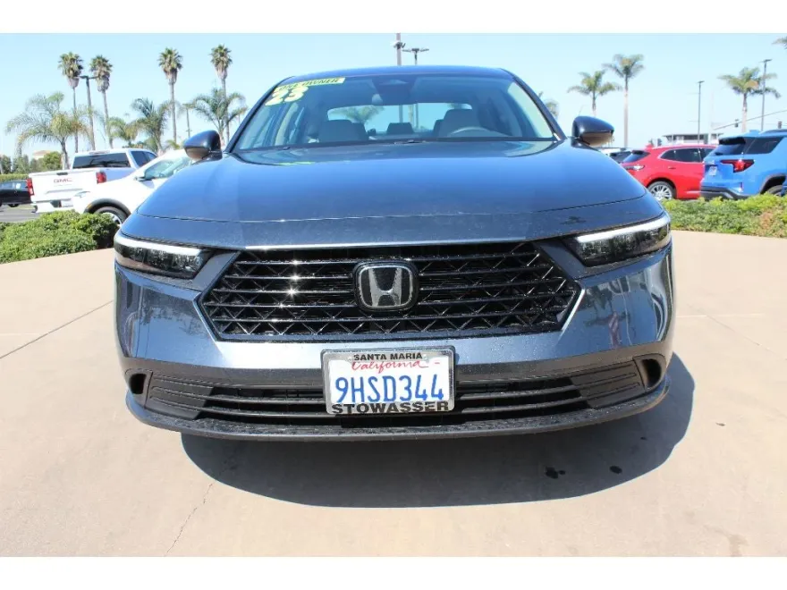 2023 Honda Accord LX photo 1