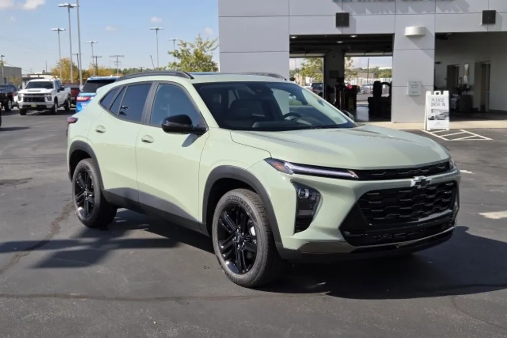 2026 Chevrolet Trax ACTIV photo 1