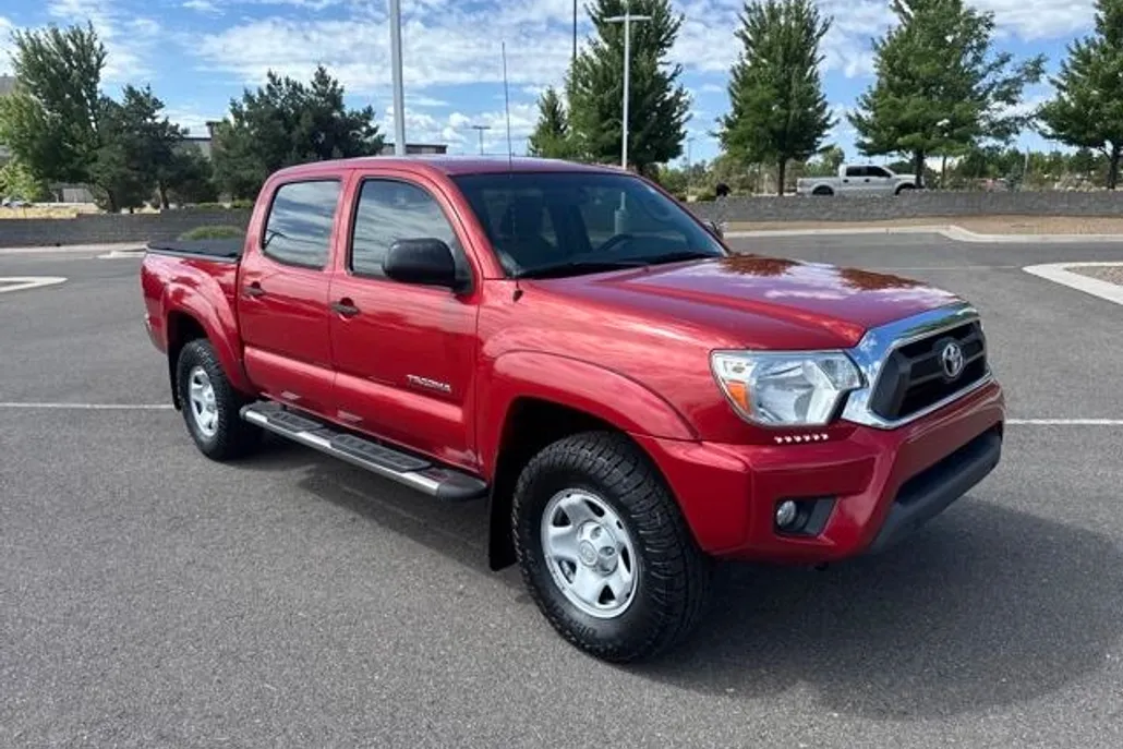2015 Toyota Tacoma Base photo 1
