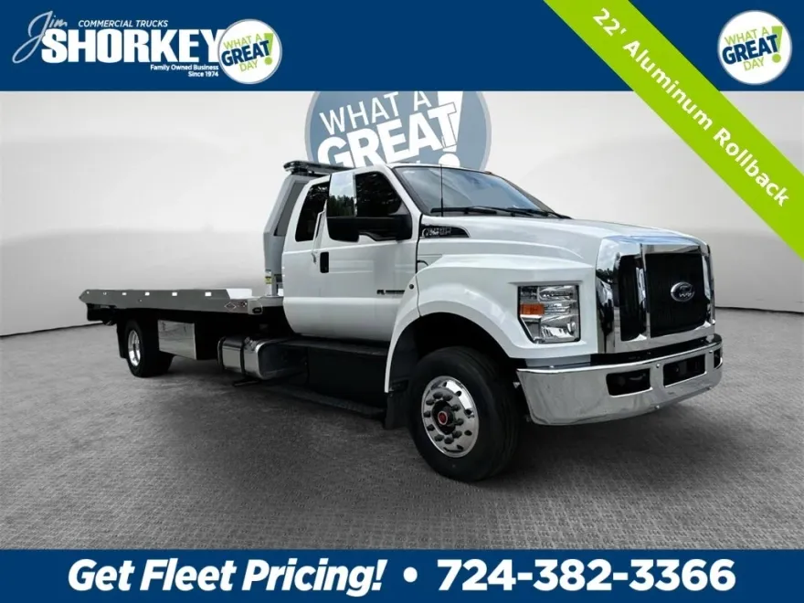 2024 Ford F-650 photo 1