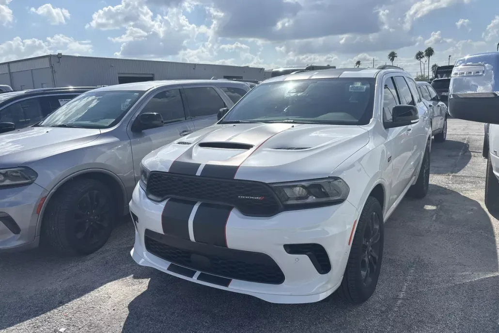 2025 Dodge Durango GT Plus photo 1