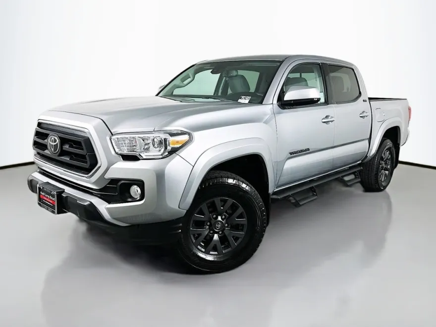 2023 Toyota Tacoma SR5 photo 1
