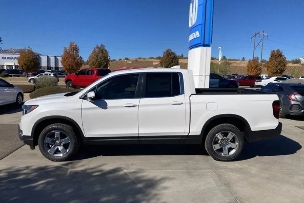 2025 Honda Ridgeline RTL photo 1