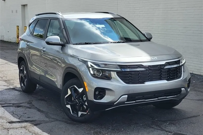 2026 Kia Seltos S photo 1