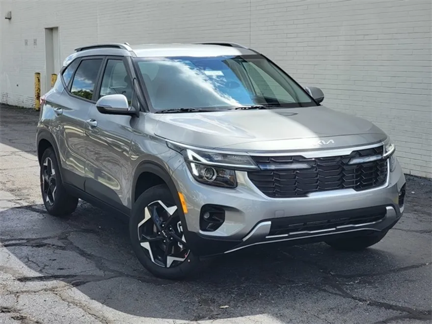 2026 Kia Seltos S photo 1