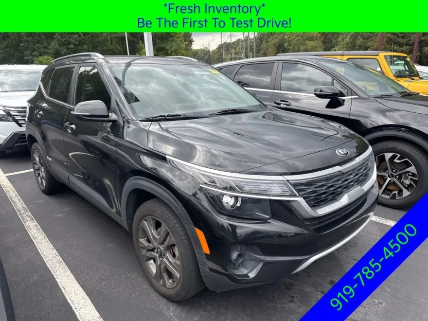 2021 Kia Seltos S photo 1