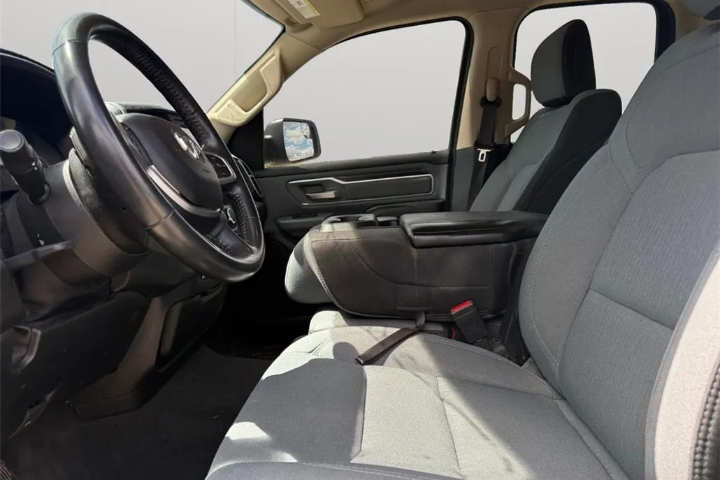 2020 Ram 1500 Big Horn photo 1