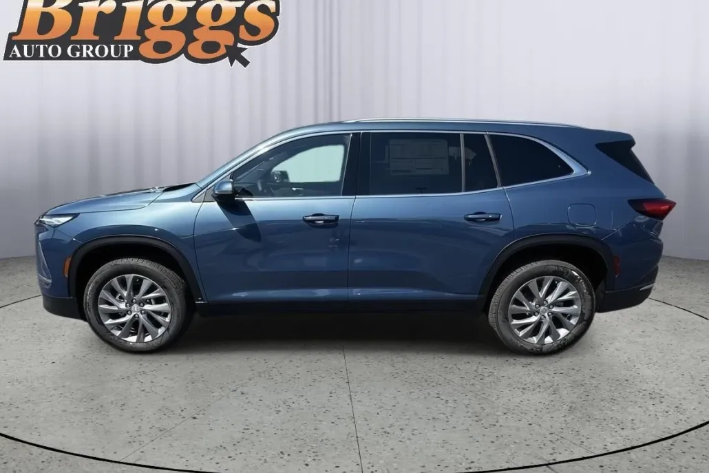 2026 Buick Enclave Preferred photo 1