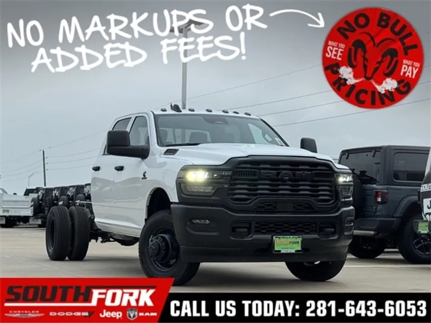2025 Ram 3500 Tradesman photo 1