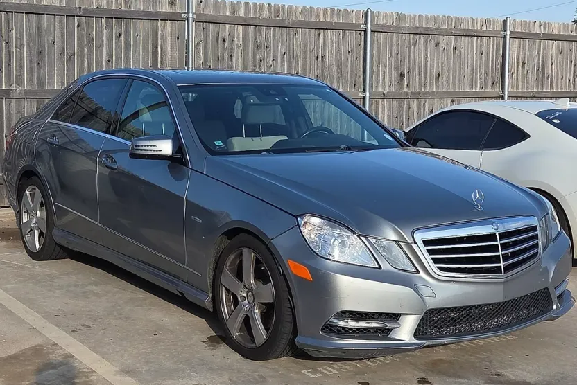 2012 Mercedes Benz E 350 Sedan photo 1