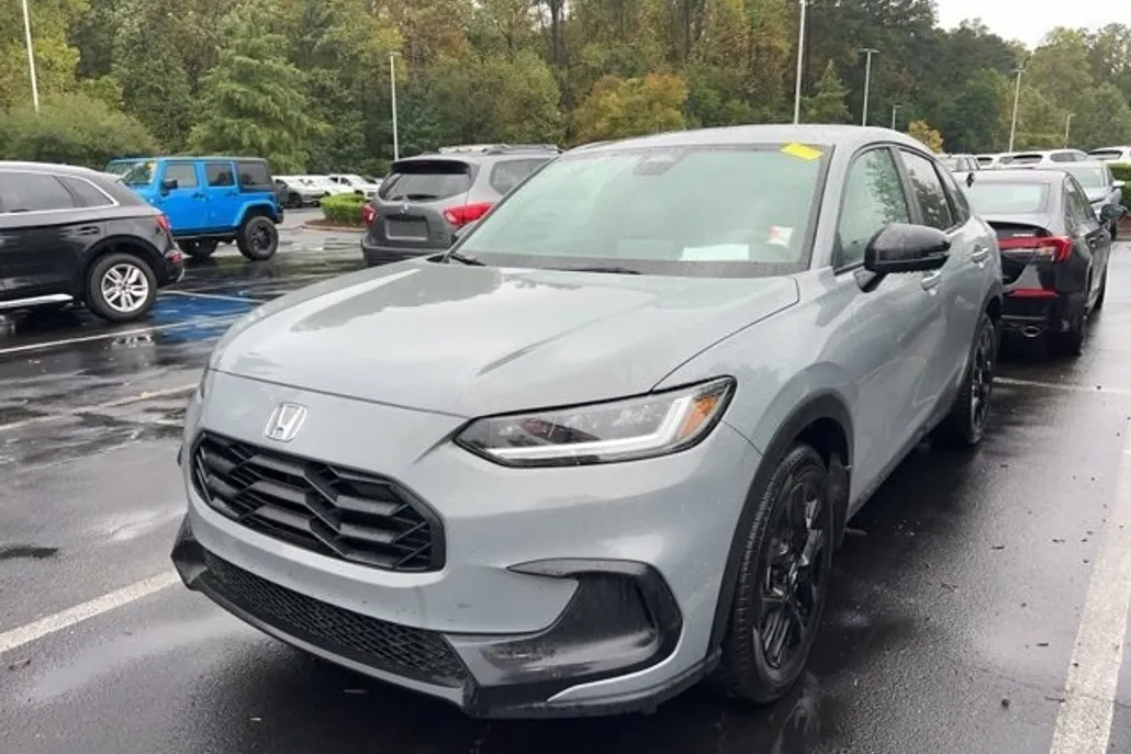 2024 Honda HR-V Sport photo 1