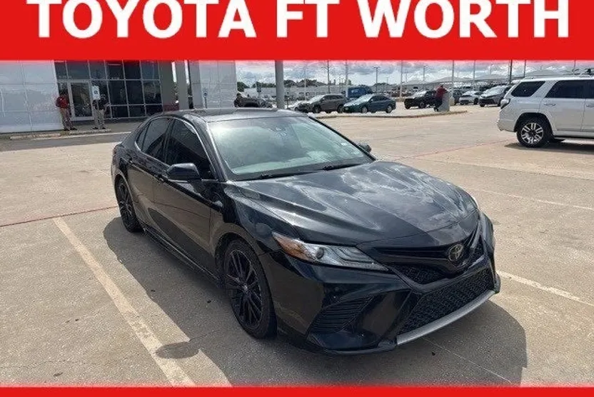 2018 Toyota Camry XSE V6 photo 1