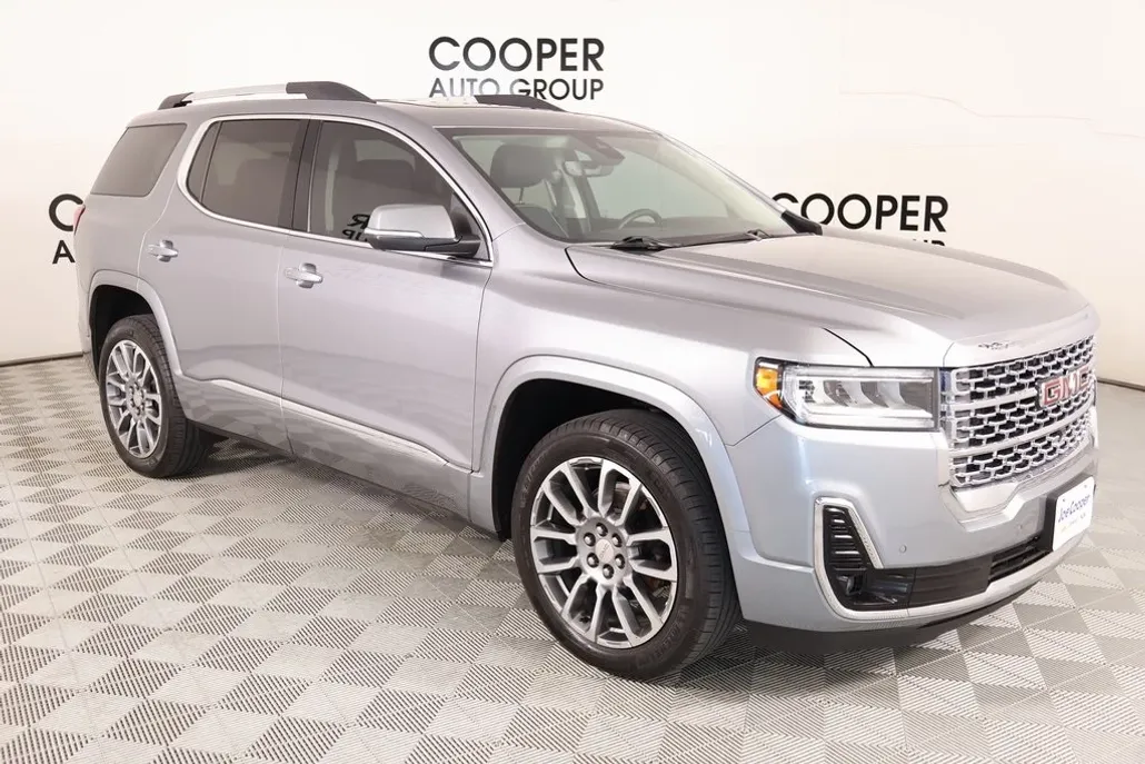 2023 Gmc Acadia Denali photo 1