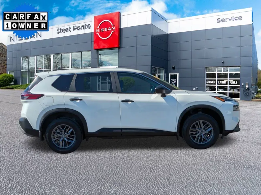 2023 Nissan Rogue S photo 1