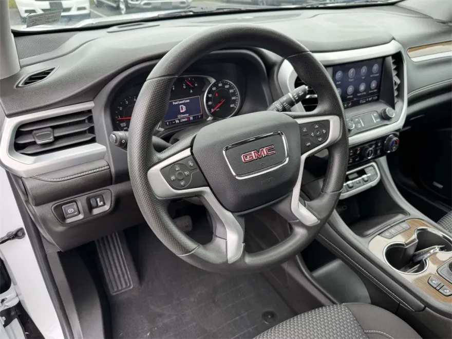 2023 Gmc Acadia SLE photo 1