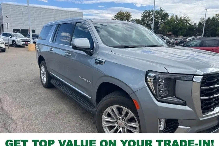 2024 Gmc Yukon XL SLT photo 1
