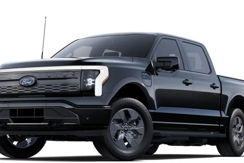 2025 Ford F-150 Lightning Lariat photo 1