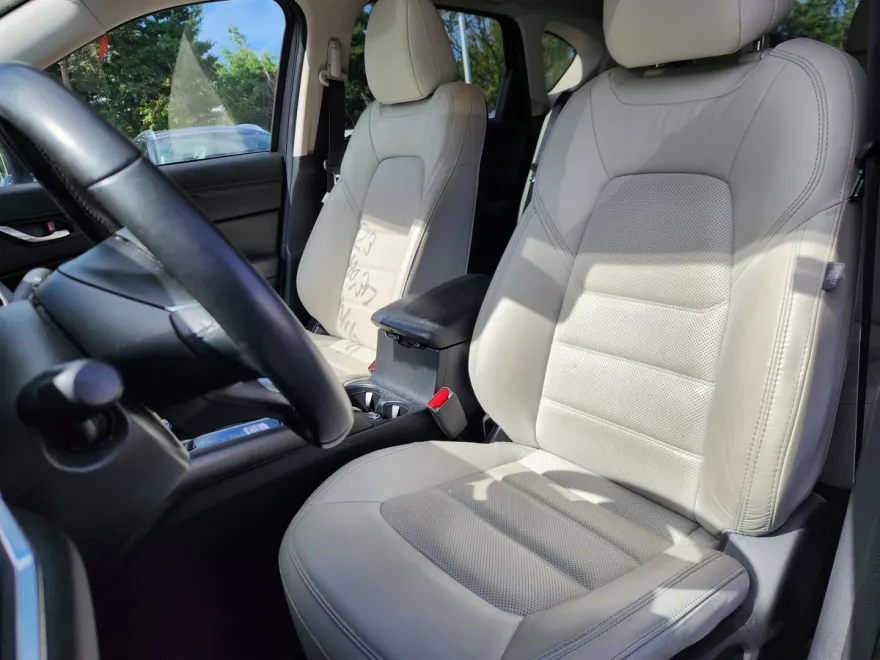 2023 Mazda CX-5 2.5 S Preferred photo 1