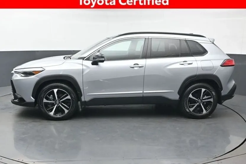 2025 Toyota Corolla Cross Hybrid XSE photo 1