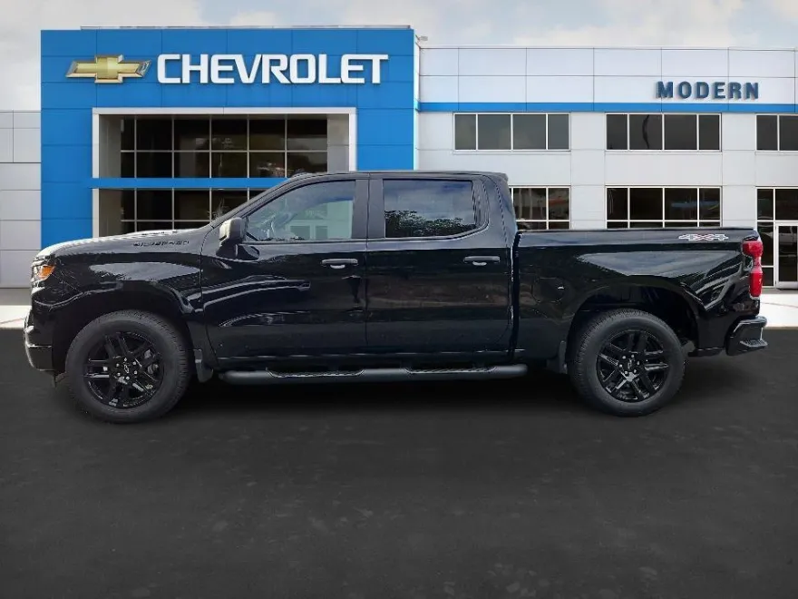 2026 Chevrolet Silverado 1500 Custom photo 1
