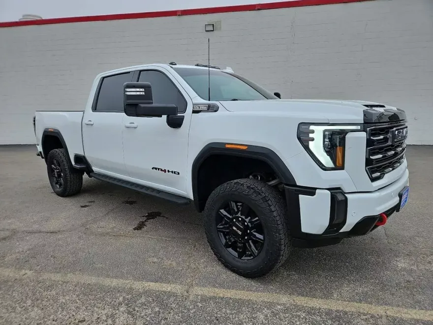 2024 Gmc Sierra AT4 photo 1