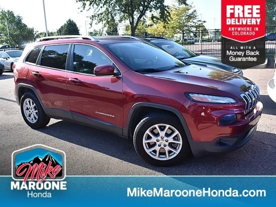 2016 Jeep Cherokee Latitude photo 1