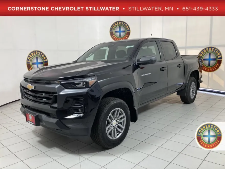 2026 Chevrolet Colorado LT photo 1