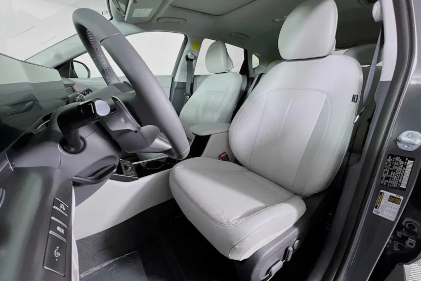 2026 Hyundai Kona Limited photo 1
