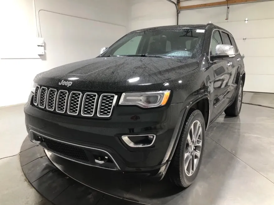 2017 Jeep Grand Cherokee Overland photo 1