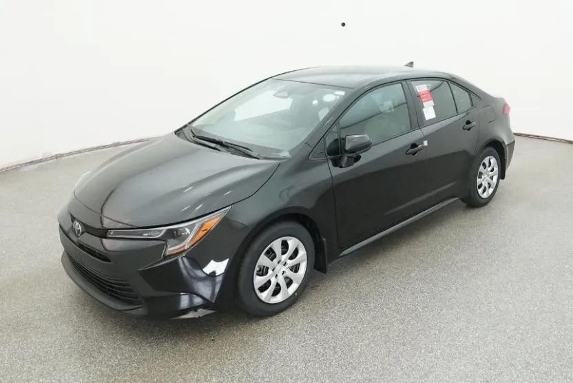 2025 Toyota Corolla LE photo 1