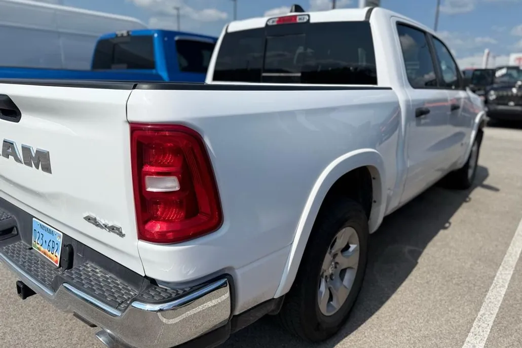 2025 Ram 1500 Big Horn photo 1