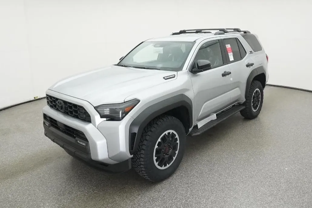 2025 Toyota 4Runner TRD Off-Road photo 1